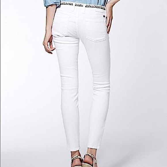 LUCKY BRAND ‘Charlie Skinny’ White Jeans - Picture 3 of 13